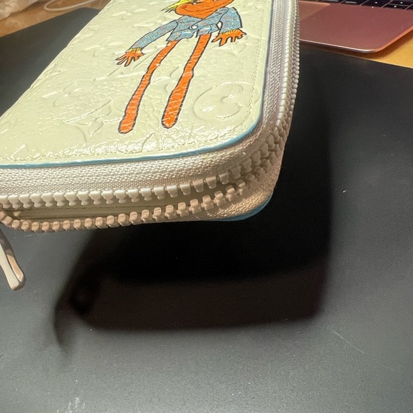 Louis Vuitton Cream/white Wallet with Character Art zippy wallet/clutch - Picture 8 of 12